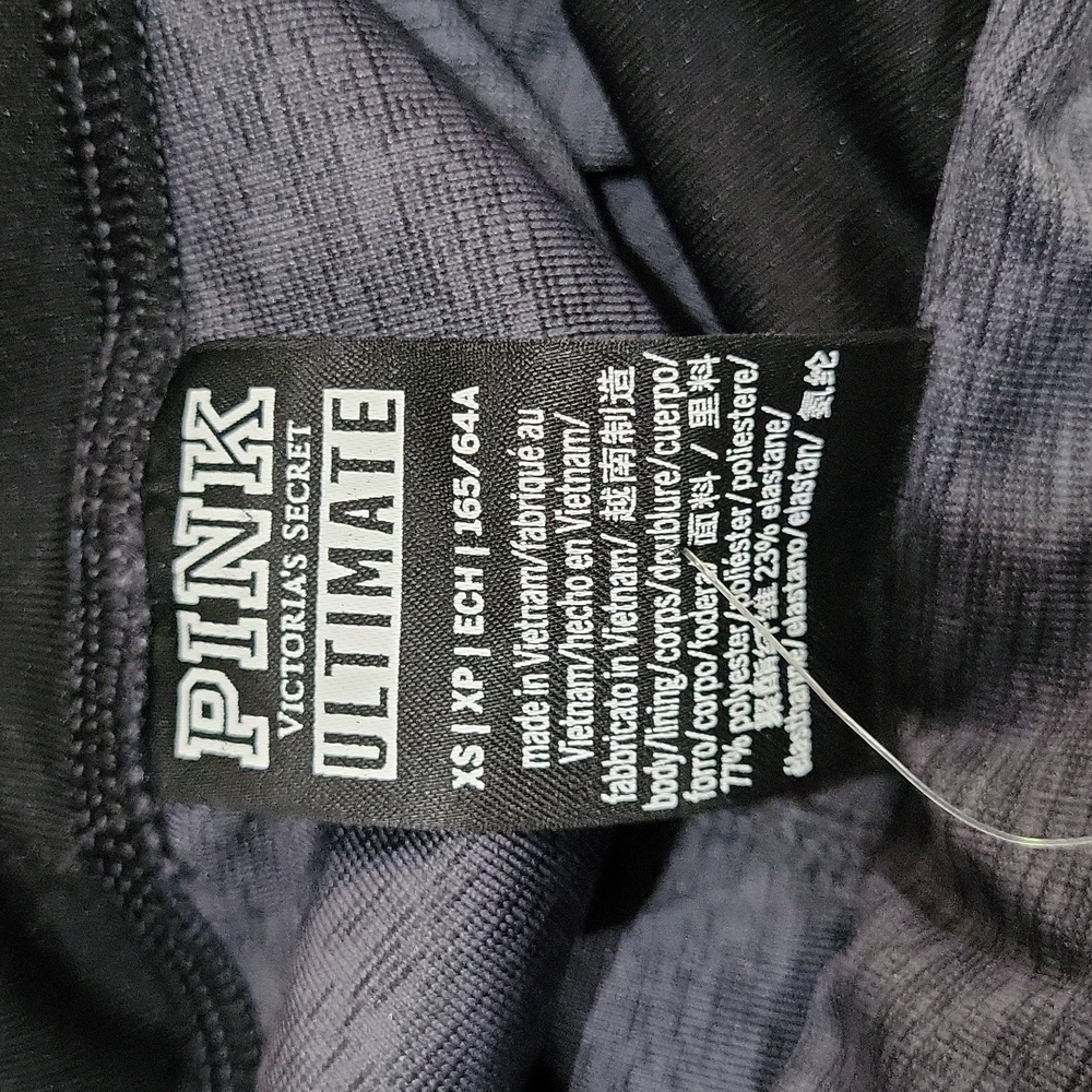 Victoria's Secret PINK Shorts - Picture 9 of 11